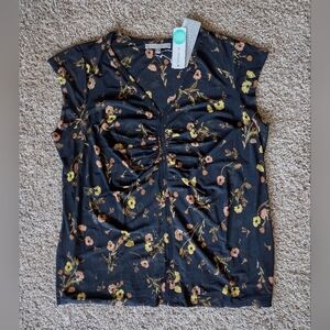 Daniel Rainn V-neck Floral Cap Sleeve Shirt NWT